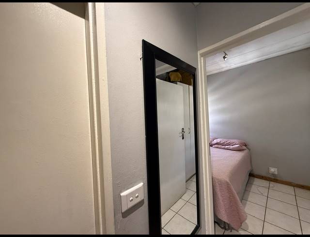 2 BEDROOM APARTMENT FOR SALE IN KEMPTON PARK CENTRAL